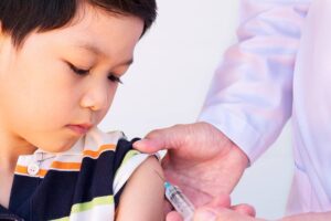 Vaksin wajib bayi sampai 18 tahun